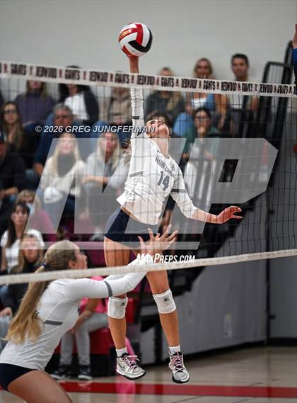 Thumbnail 3 in Marin Catholic vs Branson photogallery.