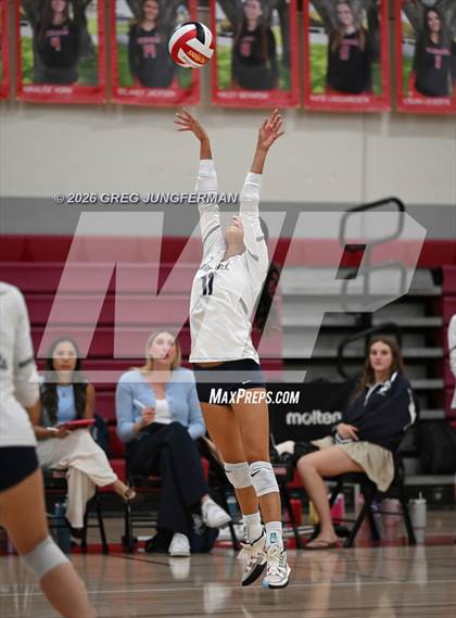 Thumbnail 1 in Marin Catholic vs Branson photogallery.