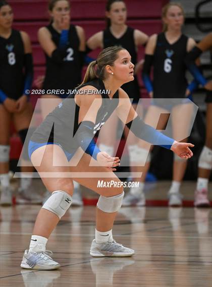 Thumbnail 3 in Marin Catholic vs Branson photogallery.