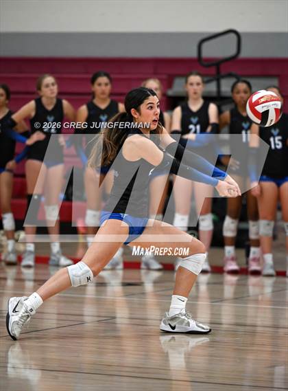 Thumbnail 1 in Marin Catholic vs Branson photogallery.