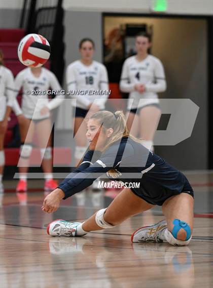 Thumbnail 3 in Marin Catholic vs Branson photogallery.
