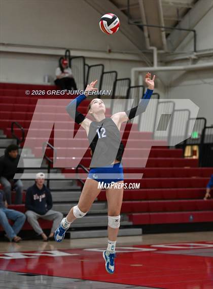 Thumbnail 3 in Marin Catholic vs Branson photogallery.