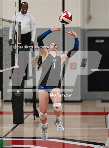 Thumbnail 2 in Marin Catholic vs Branson photogallery.