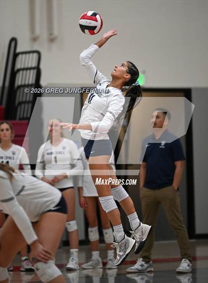 Thumbnail 1 in Marin Catholic vs Branson photogallery.