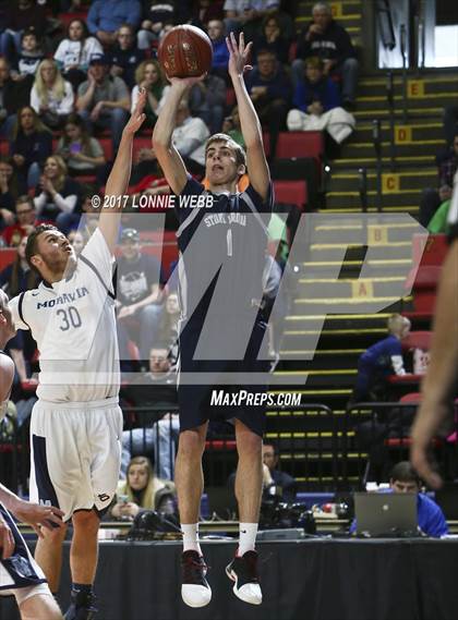 Thumbnail 3 in Stony Brook vs Moravia (NYSPHSAA Class C Semifinal) photogallery.