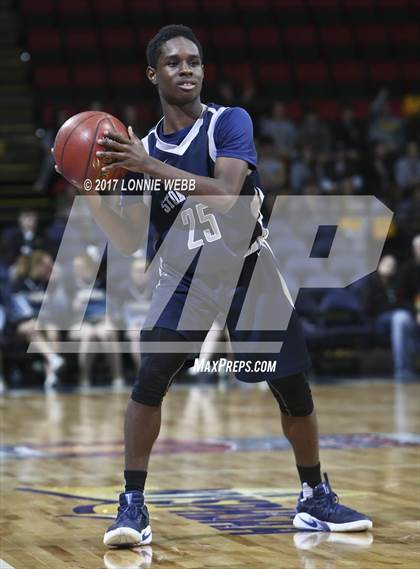 Thumbnail 3 in Stony Brook vs Moravia (NYSPHSAA Class C Semifinal) photogallery.