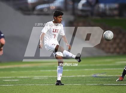 Thumbnail 1 in Lee [Robert E.] vs College Park (UIL 6A Semifinal) photogallery.