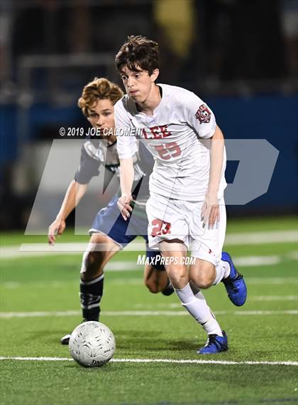 Thumbnail 1 in Lee [Robert E.] vs College Park (UIL 6A Semifinal) photogallery.