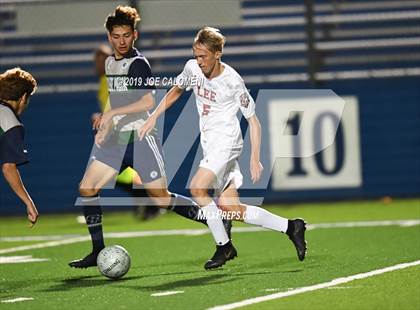 Thumbnail 3 in Lee [Robert E.] vs College Park (UIL 6A Semifinal) photogallery.