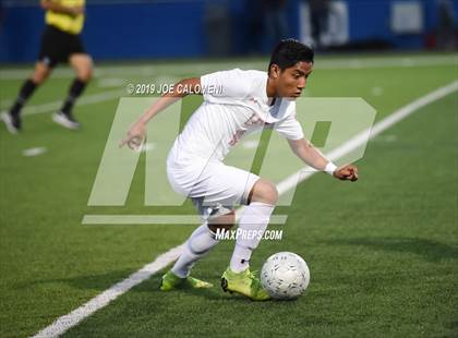 Thumbnail 3 in Lee [Robert E.] vs College Park (UIL 6A Semifinal) photogallery.