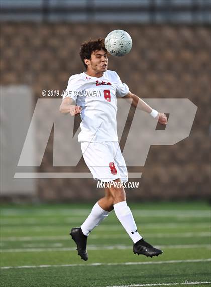 Thumbnail 1 in Lee [Robert E.] vs College Park (UIL 6A Semifinal) photogallery.