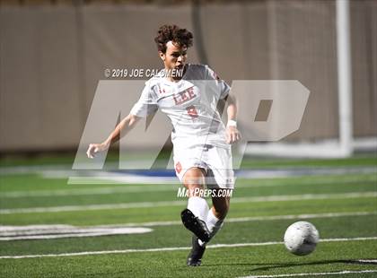 Thumbnail 1 in Lee [Robert E.] vs College Park (UIL 6A Semifinal) photogallery.