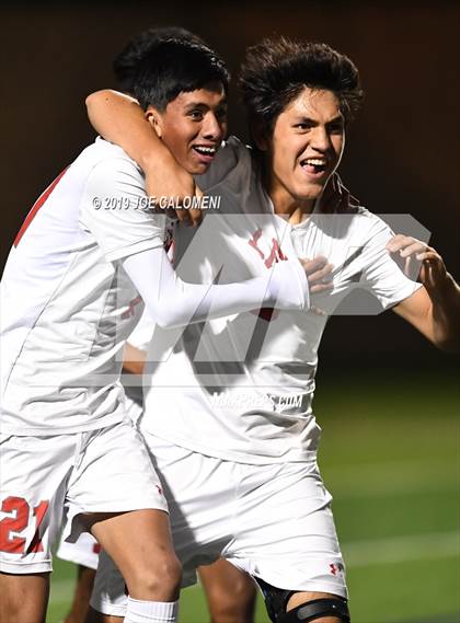 Thumbnail 2 in Lee [Robert E.] vs College Park (UIL 6A Semifinal) photogallery.