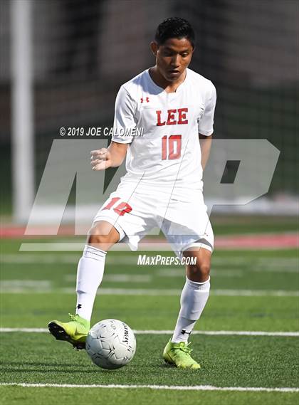 Thumbnail 3 in Lee [Robert E.] vs College Park (UIL 6A Semifinal) photogallery.
