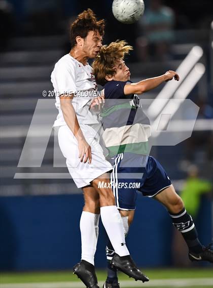 Thumbnail 3 in Lee [Robert E.] vs College Park (UIL 6A Semifinal) photogallery.