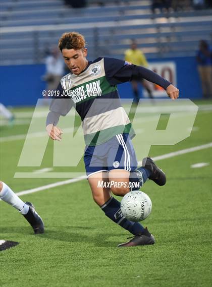 Thumbnail 1 in Lee [Robert E.] vs College Park (UIL 6A Semifinal) photogallery.