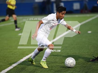 Thumbnail 1 in Lee [Robert E.] vs College Park (UIL 6A Semifinal) photogallery.