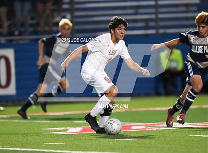 Thumbnail 3 in Lee [Robert E.] vs College Park (UIL 6A Semifinal) photogallery.