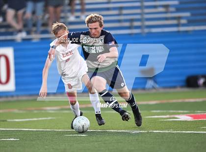 Thumbnail 3 in Lee [Robert E.] vs College Park (UIL 6A Semifinal) photogallery.