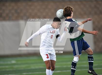 Thumbnail 1 in Lee [Robert E.] vs College Park (UIL 6A Semifinal) photogallery.