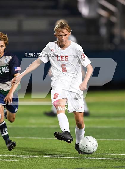 Thumbnail 1 in Lee [Robert E.] vs College Park (UIL 6A Semifinal) photogallery.