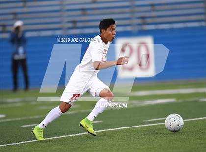 Thumbnail 3 in Lee [Robert E.] vs College Park (UIL 6A Semifinal) photogallery.