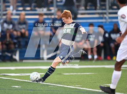 Thumbnail 2 in Lee [Robert E.] vs College Park (UIL 6A Semifinal) photogallery.