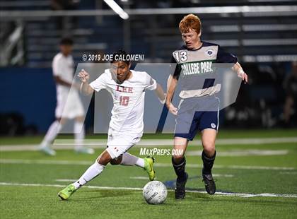 Thumbnail 3 in Lee [Robert E.] vs College Park (UIL 6A Semifinal) photogallery.