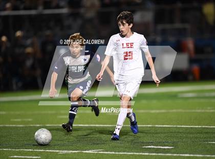 Thumbnail 3 in Lee [Robert E.] vs College Park (UIL 6A Semifinal) photogallery.