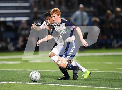 Thumbnail 3 in Lee [Robert E.] vs College Park (UIL 6A Semifinal) photogallery.