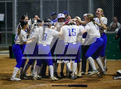 Thumbnail 3 in Fowler @ Sanger West photogallery.