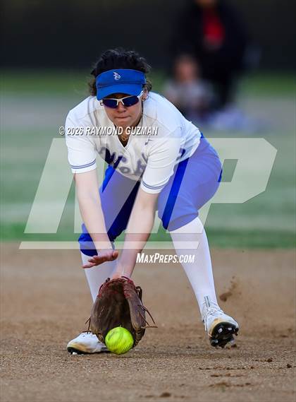 Thumbnail 3 in Fowler @ Sanger West photogallery.