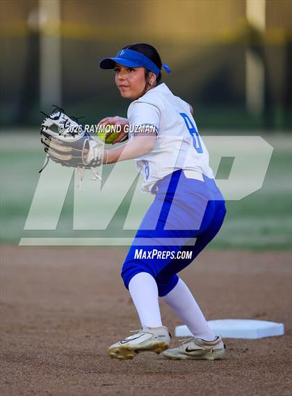 Thumbnail 2 in Fowler @ Sanger West photogallery.