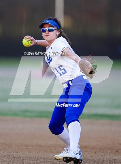 Thumbnail 1 in Fowler @ Sanger West photogallery.