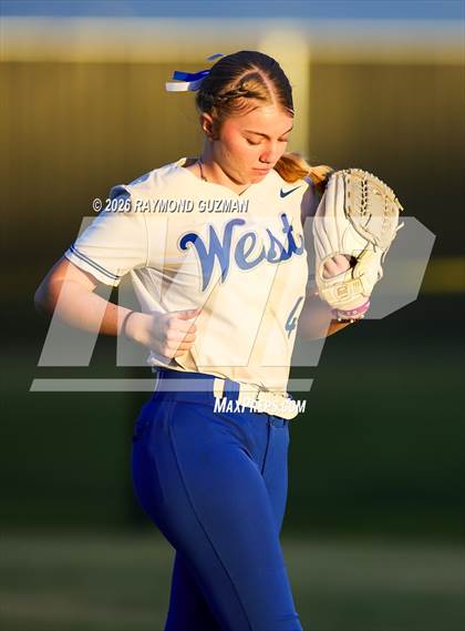 Thumbnail 2 in Fowler @ Sanger West photogallery.