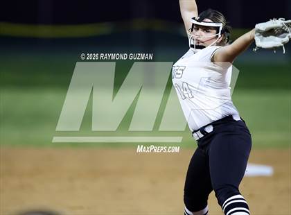 Thumbnail 2 in Fowler @ Sanger West photogallery.