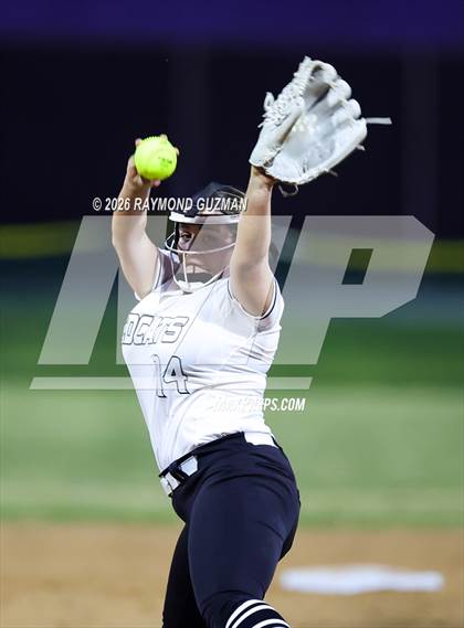 Thumbnail 1 in Fowler @ Sanger West photogallery.