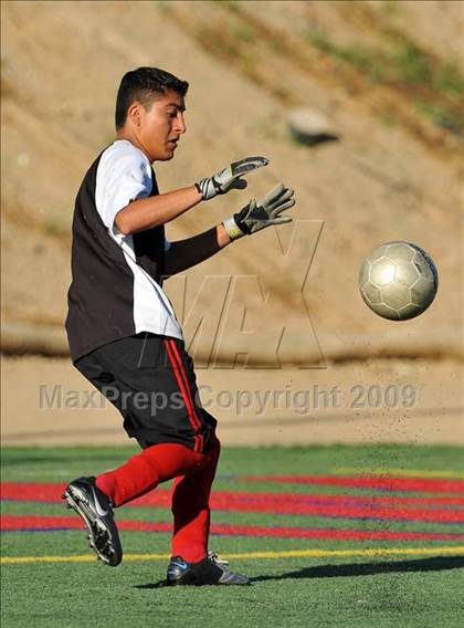 Thumbnail 3 in Lindhurst @ Highlands photogallery.