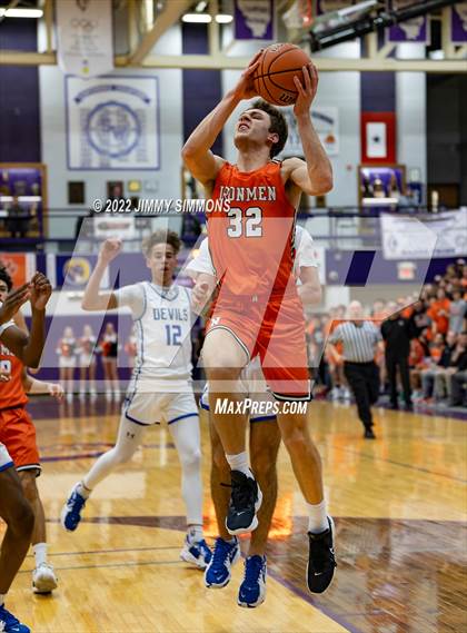 Thumbnail 3 in Normal Community vs. Quincy (IHSA 4A Sectional Finals) photogallery.