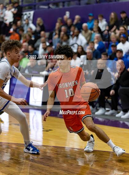 Thumbnail 3 in Normal Community vs. Quincy (IHSA 4A Sectional Finals) photogallery.