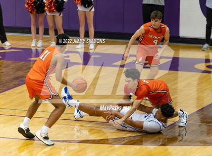 Thumbnail 2 in Normal Community vs. Quincy (IHSA 4A Sectional Finals) photogallery.