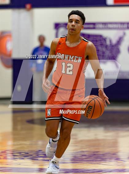 Thumbnail 2 in Normal Community vs. Quincy (IHSA 4A Sectional Finals) photogallery.