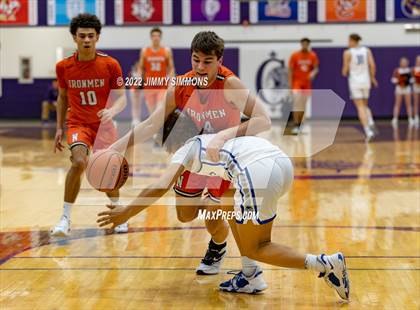Thumbnail 3 in Normal Community vs. Quincy (IHSA 4A Sectional Finals) photogallery.
