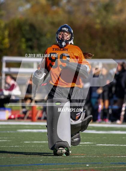 Thumbnail 1 in Mamaroneck vs. Kingston (NYSPHSAA Class A Regional Semifinal) photogallery.