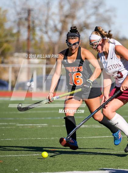 Thumbnail 1 in Mamaroneck vs. Kingston (NYSPHSAA Class A Regional Semifinal) photogallery.