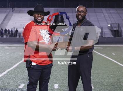 Thumbnail 3 in Terry vs. Lamar Consolidated photogallery.