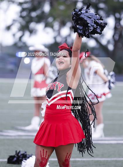 Thumbnail 2 in Terry vs. Lamar Consolidated photogallery.