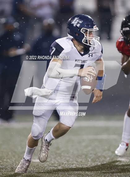 Thumbnail 3 in Terry vs. Lamar Consolidated photogallery.