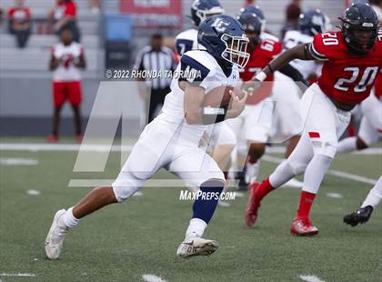 Thumbnail 1 in Terry vs. Lamar Consolidated photogallery.