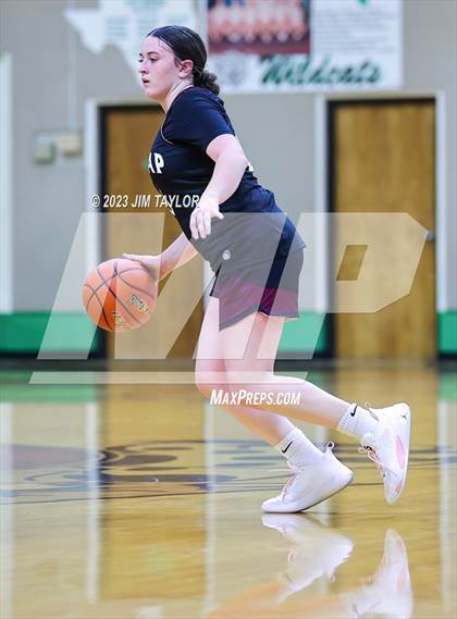 Thumbnail 1 in Santo vs Millsap (Relentless Runnin' Cats Classic) photogallery.